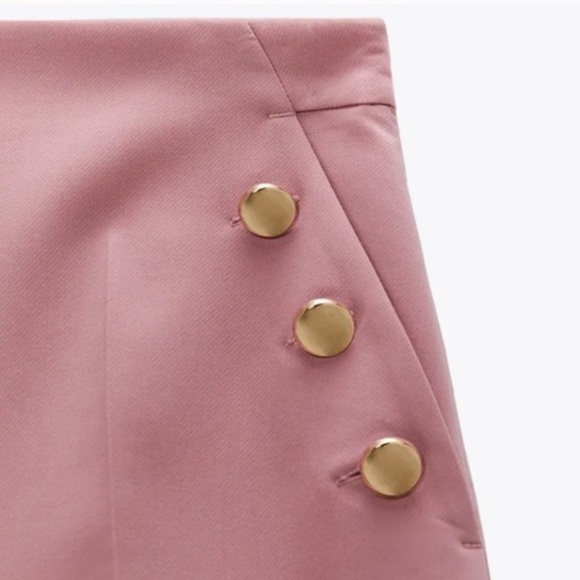 Zara high waist shorts with gold buttons - Picture 4 of 7